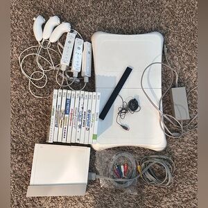 Nintendo Wii Console Bundle